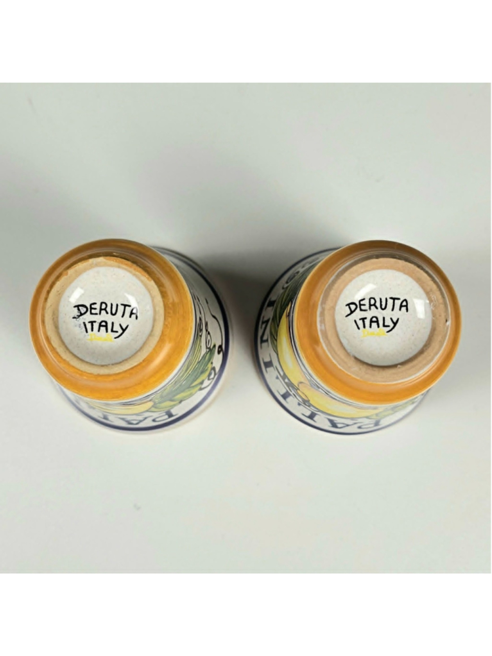 Set of 2 Deruta Pallini Limoncello Italian Pottery Shot Glasses - Excellent - Picture 2 of 10